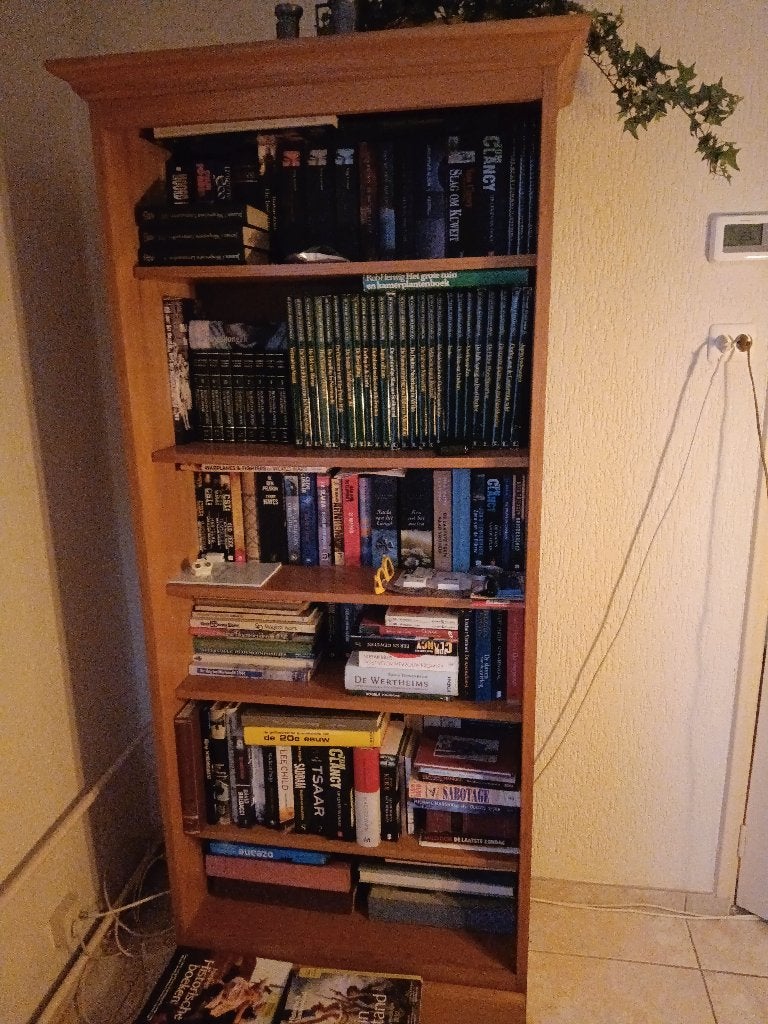 Houten boekenkast, Ophalen, Met plank(en), Gebruikt, Klassiek