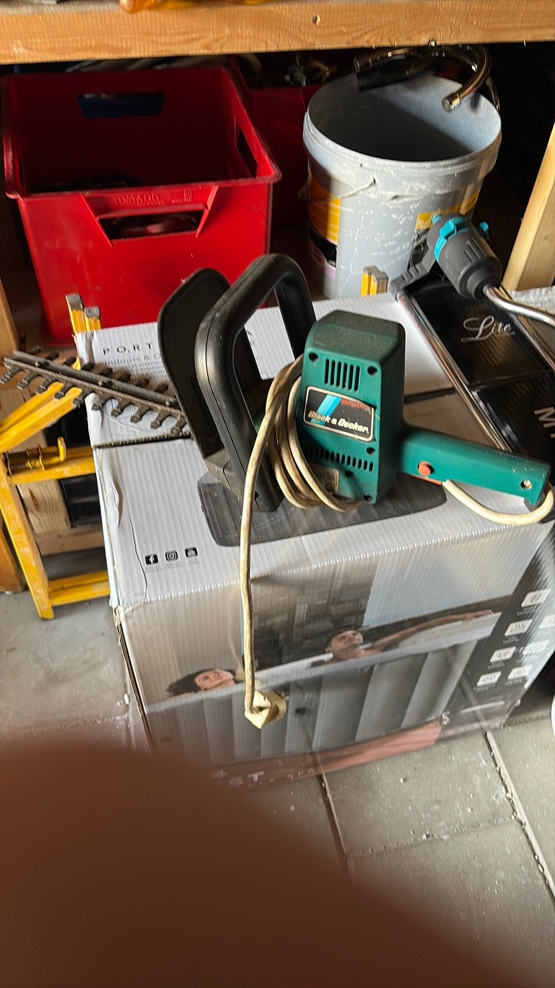 Black en decker heggenschaar, Ophalen, Gebruikt, Elektrisch