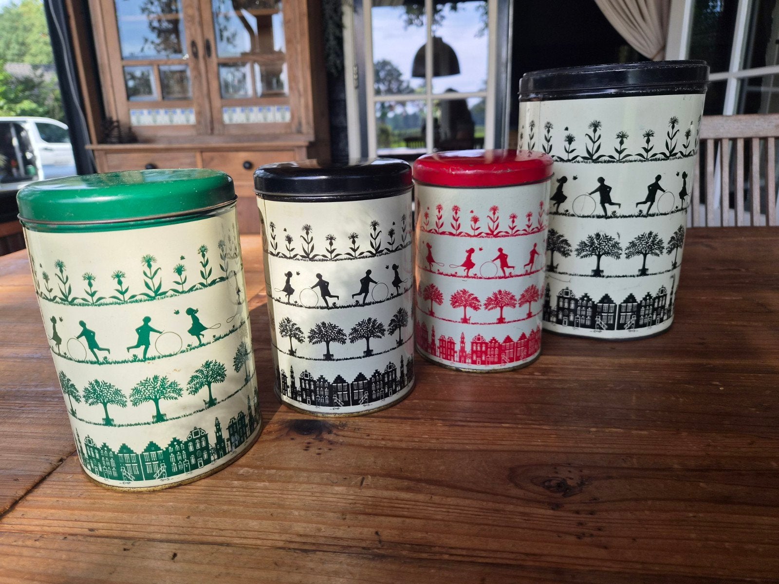 Set 4 vintage blikken bussen - Hollandse taferelen Tomado, Ophalen of Verzenden