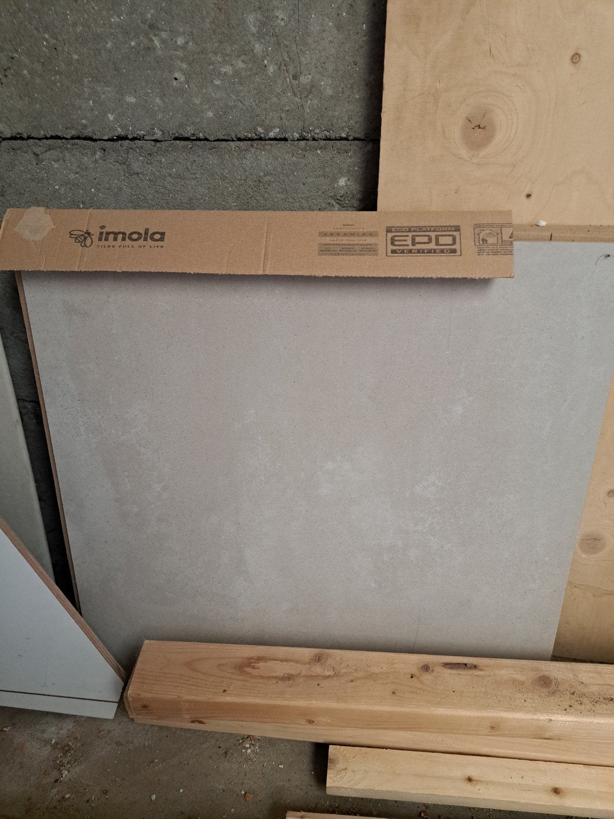 Imola Tegels 60x60 Grijs/Beige - 4 Stuks, Doe-het-zelf en Verbouw, Ophalen, 60 cm of meer, 60 cm of meer, Nieuw