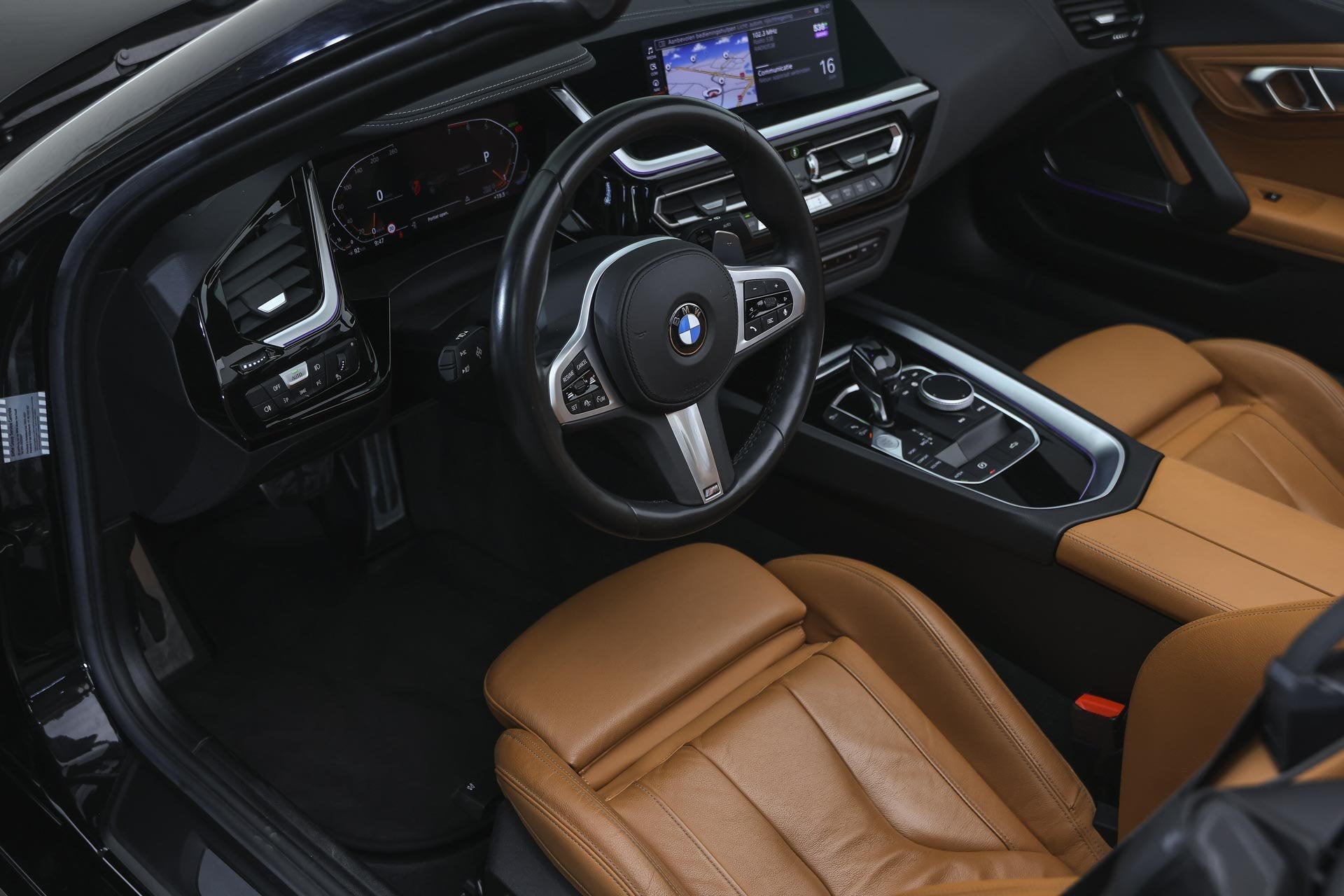 BMW Z4 Roadster sDrive30i Automaat / M Sportstoelen / Comfor, Auto's, BMW, Achterwielaandrijving, Gebruikt, 4 cilinders, Zwart