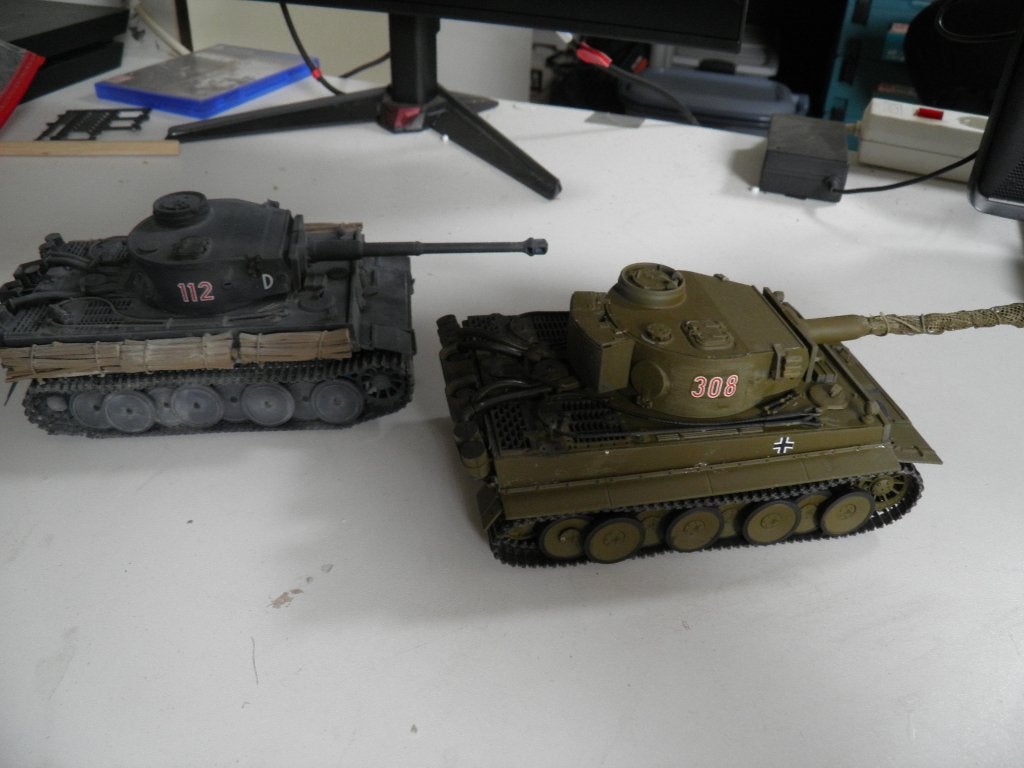 2 x Tiger I WOII 1/35, Overige merken, Gebruikt, Tank, 1:32 tot 1:50
