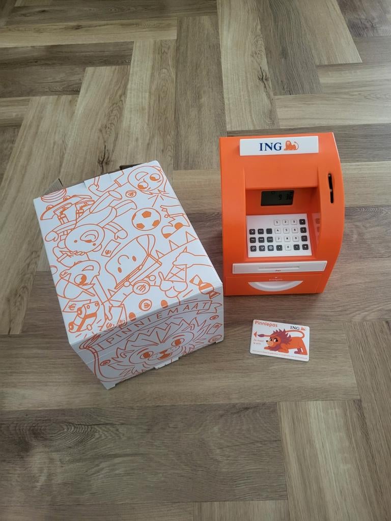 Pinnie maat ING!, Verzamelen, Spaarpotten, Ophalen, Zo goed als nieuw, Kunststof, Dier