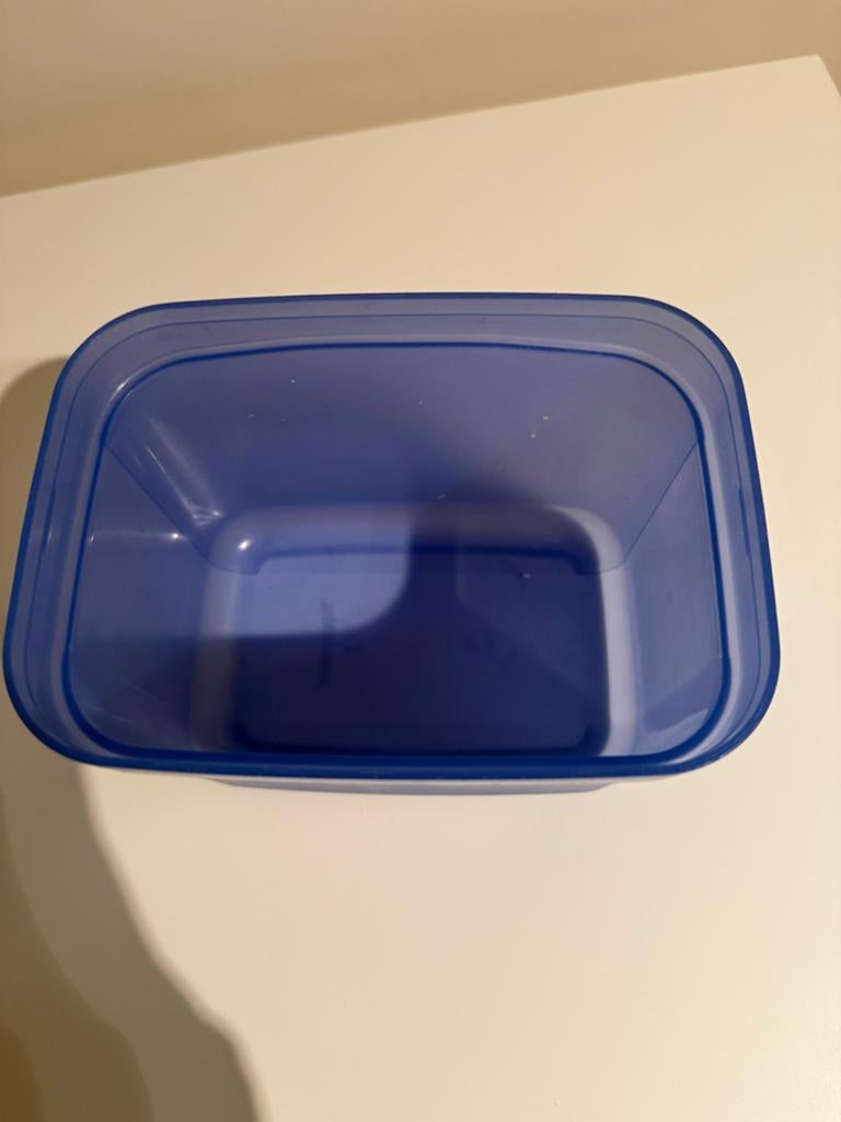 Blauwe Tupperware bak van 1 liter, Ophalen of Verzenden, Gebruikt, Blauw, Bak of Kom