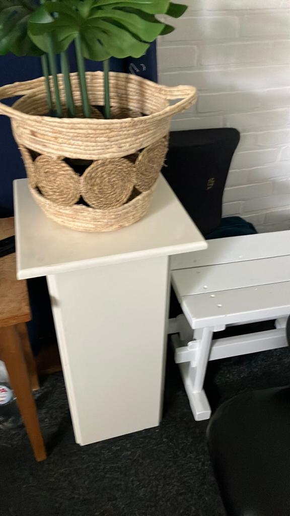 Witte zuil, Huis en Inrichting, Woonaccessoires | Zuilen en Pilaren, Ophalen, Zo goed als nieuw