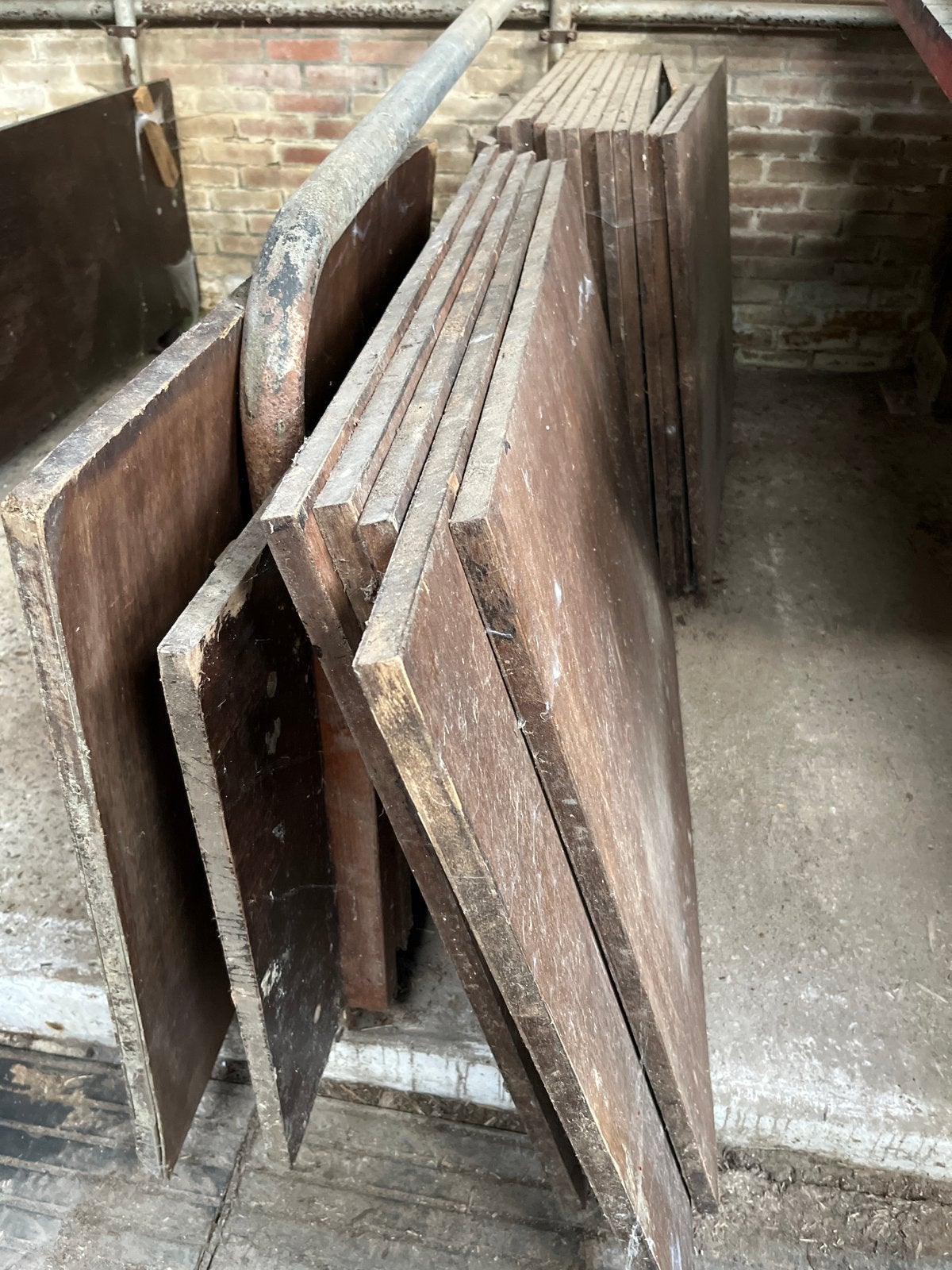 Robuuste houten platen voor diverse toepassingen, Ophalen, Gebruikt, Hout, 20 tot 50 mm