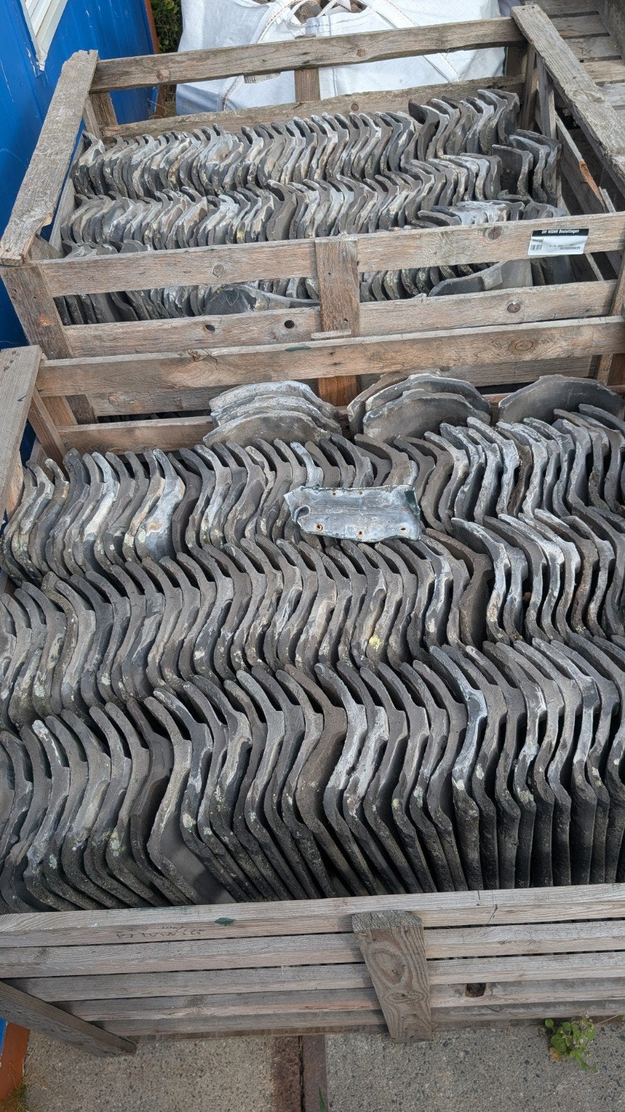 500 zwarte oud Hollandse dakpannen, Doe-het-zelf en Verbouw, Dakpannen en Dakbedekking, Gebruikt, Steen of Klei, Zwart, Ophalen of Verzenden