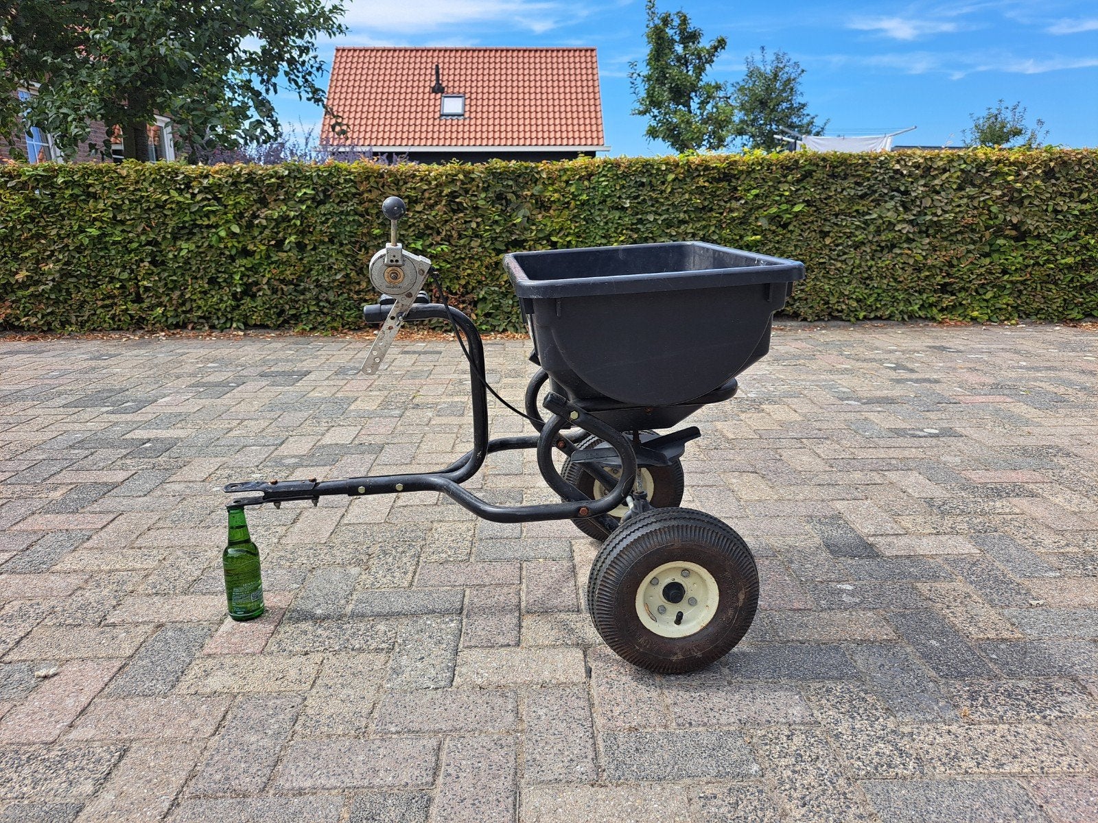 zoutstrooier,kunstmeststrooier, Ophalen, Gebruikt