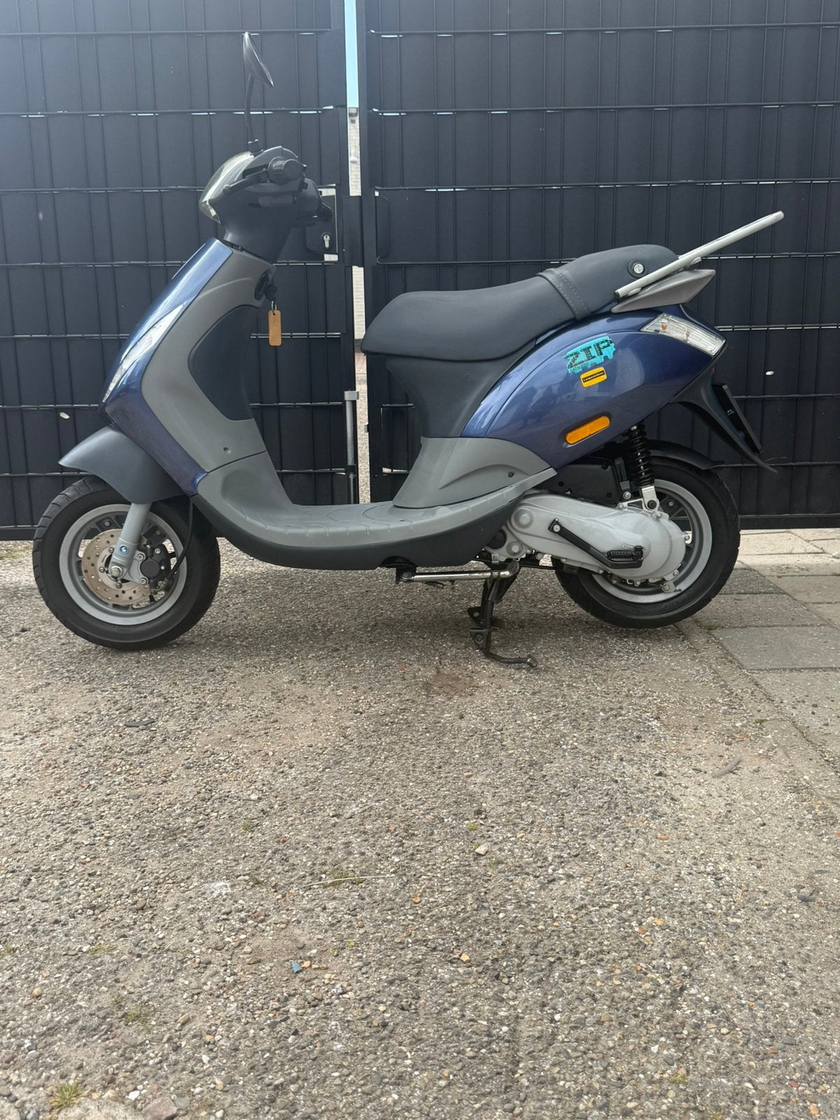 Piaggio Zip 2-Takt | Bouwjaar 2001, Ophalen of Verzenden, Zo goed als nieuw, Benzine, Zip
