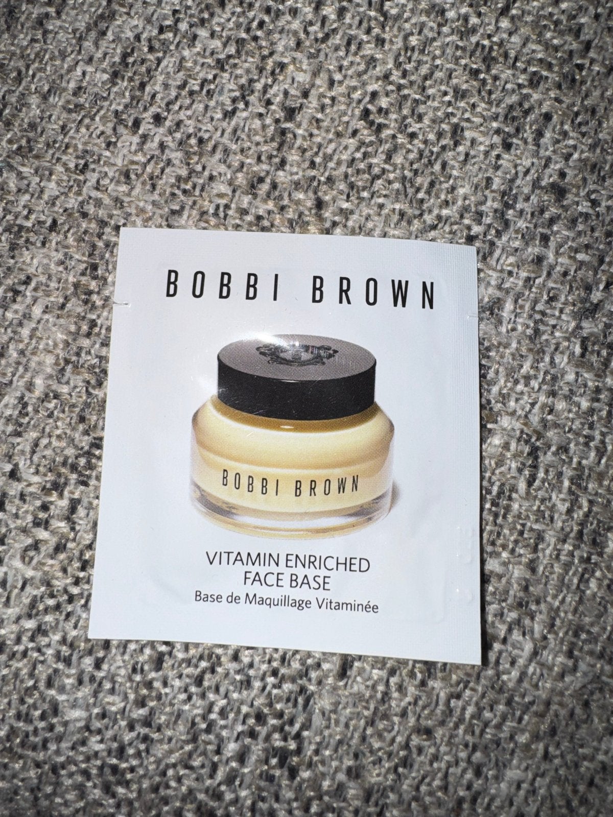 Bobbi Brown Vitamin Enriched Face Base - Sample, Ophalen of Verzenden, Nieuw, Gehele gezicht, Make-up