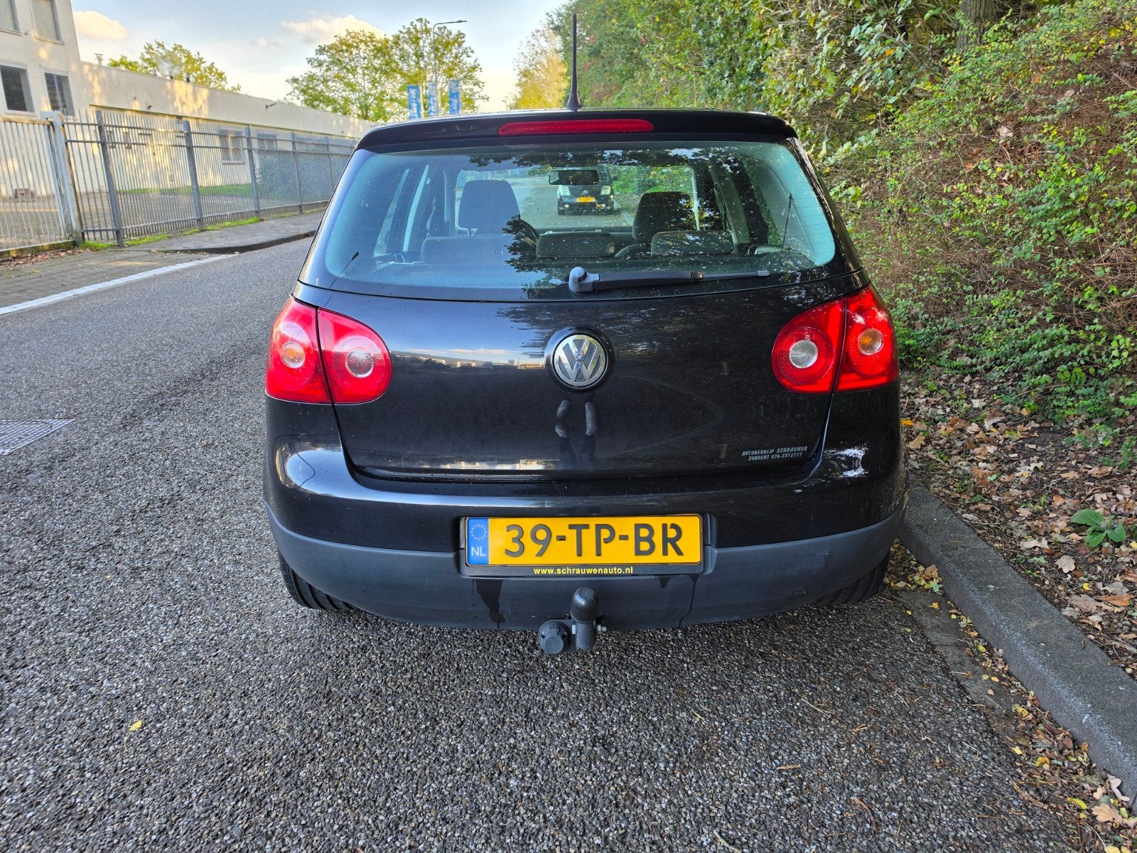 Volkswagen Golf 1.6 75KW 5D 2007 Zwart, Auto's, Voorwielaandrijving, Stof, 620 kg, Zwart