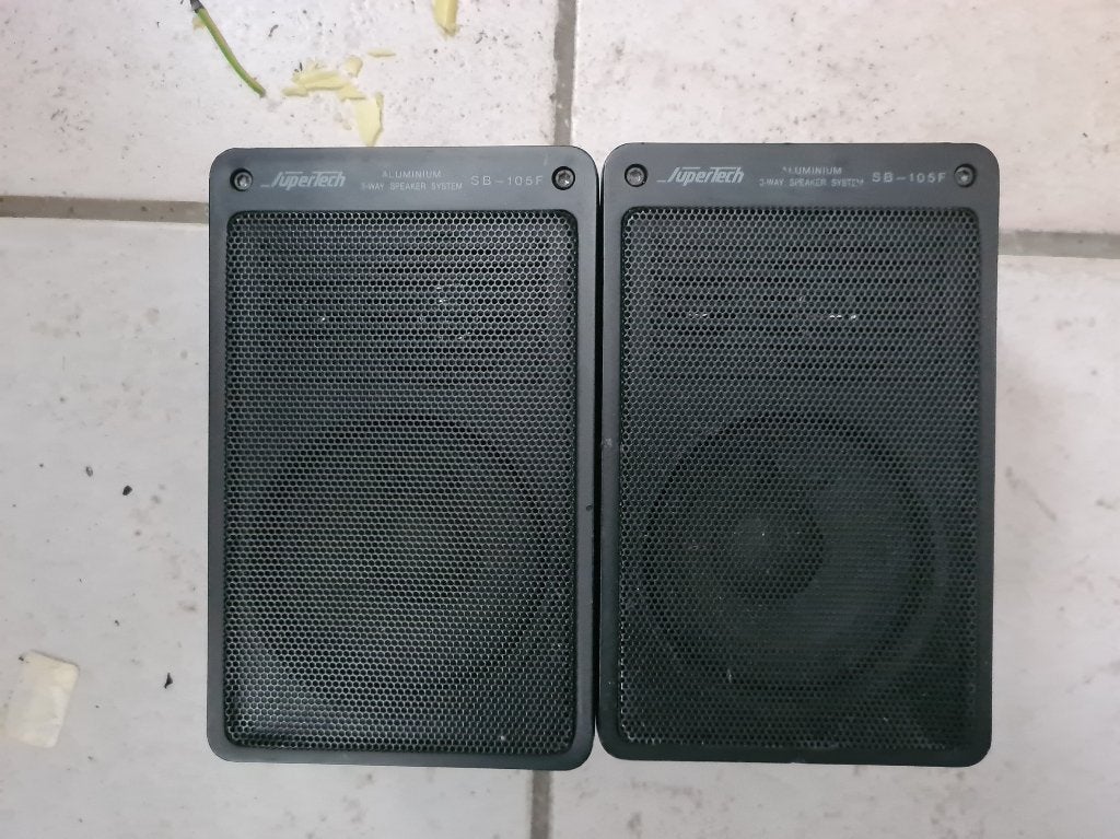 drieweg ALUMINIUM  mini-monitoren Supertech-SB105F., Audio, Tv en Foto, Luidsprekers, Overige merken, Gebruikt, Ophalen of Verzenden