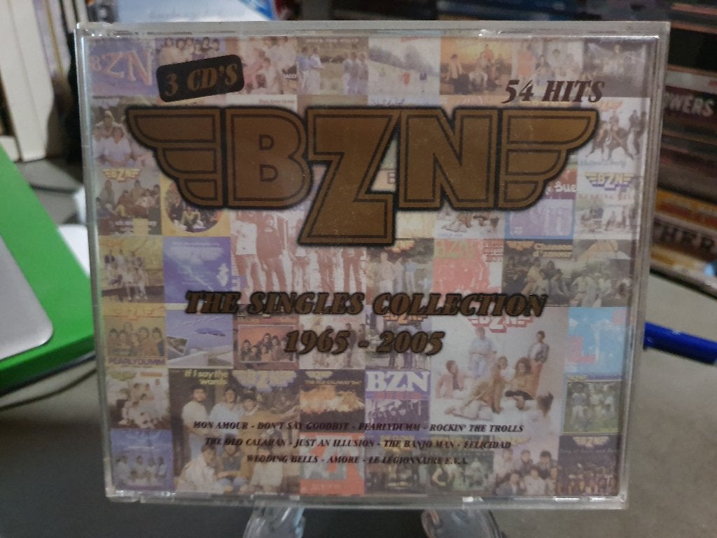 BZN - The Singles Collection 1965-2005 3CD, Ophalen, Gebruikt