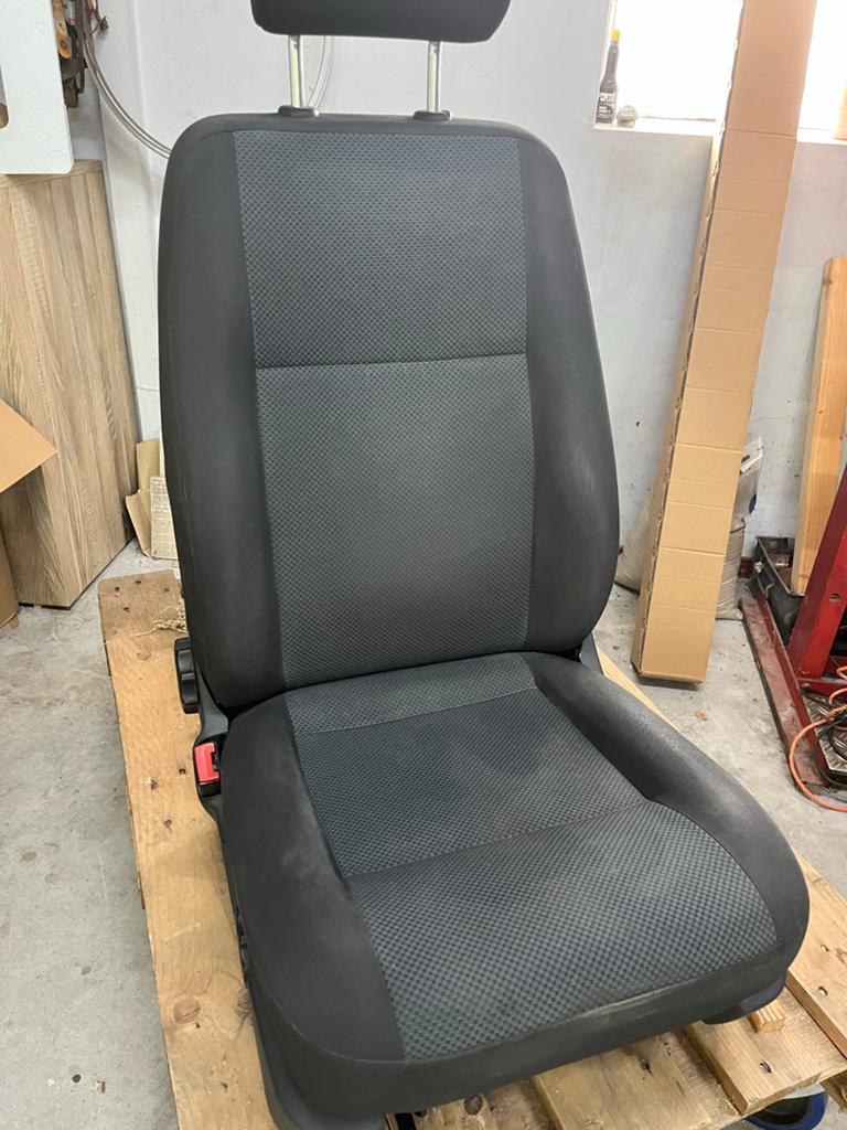 Bestuurdersstoel vw transporter t6, Auto-onderdelen, Interieur en Bekleding, Ophalen of Verzenden, Gebruikt, Universele onderdelen