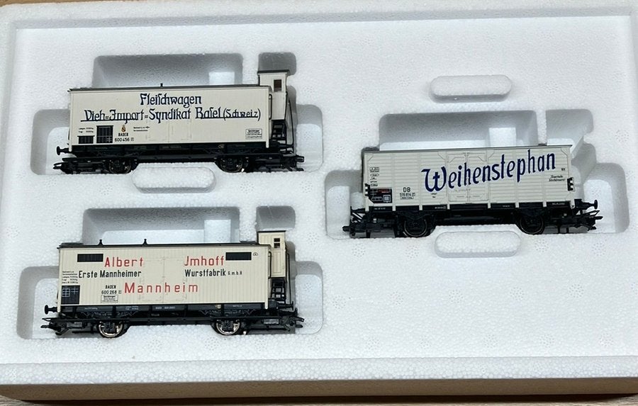 Märklin rijtuigenset voor vlees en biertransport, Wisselstroom, Ophalen of Verzenden, Märklin, Nieuw