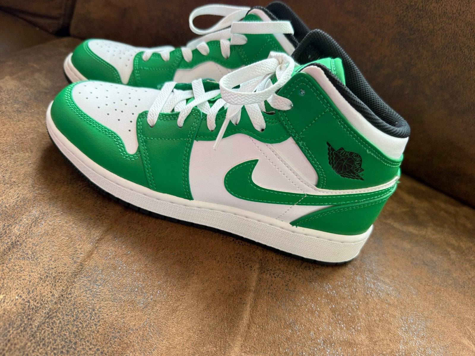 Groene jordan sneakers, Kleding | Dames, Schoenen, Nike, Ophalen of Verzenden, Groen, Sneakers of Gympen