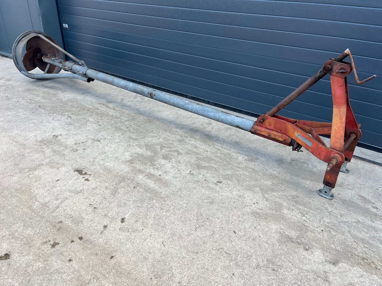 Mestmixer, Dieren en Toebehoren