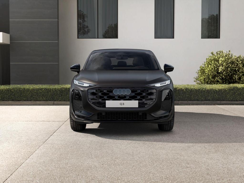 Audi Q3 Sportback e-hybrid | S edition | 272 Pk | Madeirabru, Auto's, 1800 kg, 1498 cc, 4 cilinders, Bruin