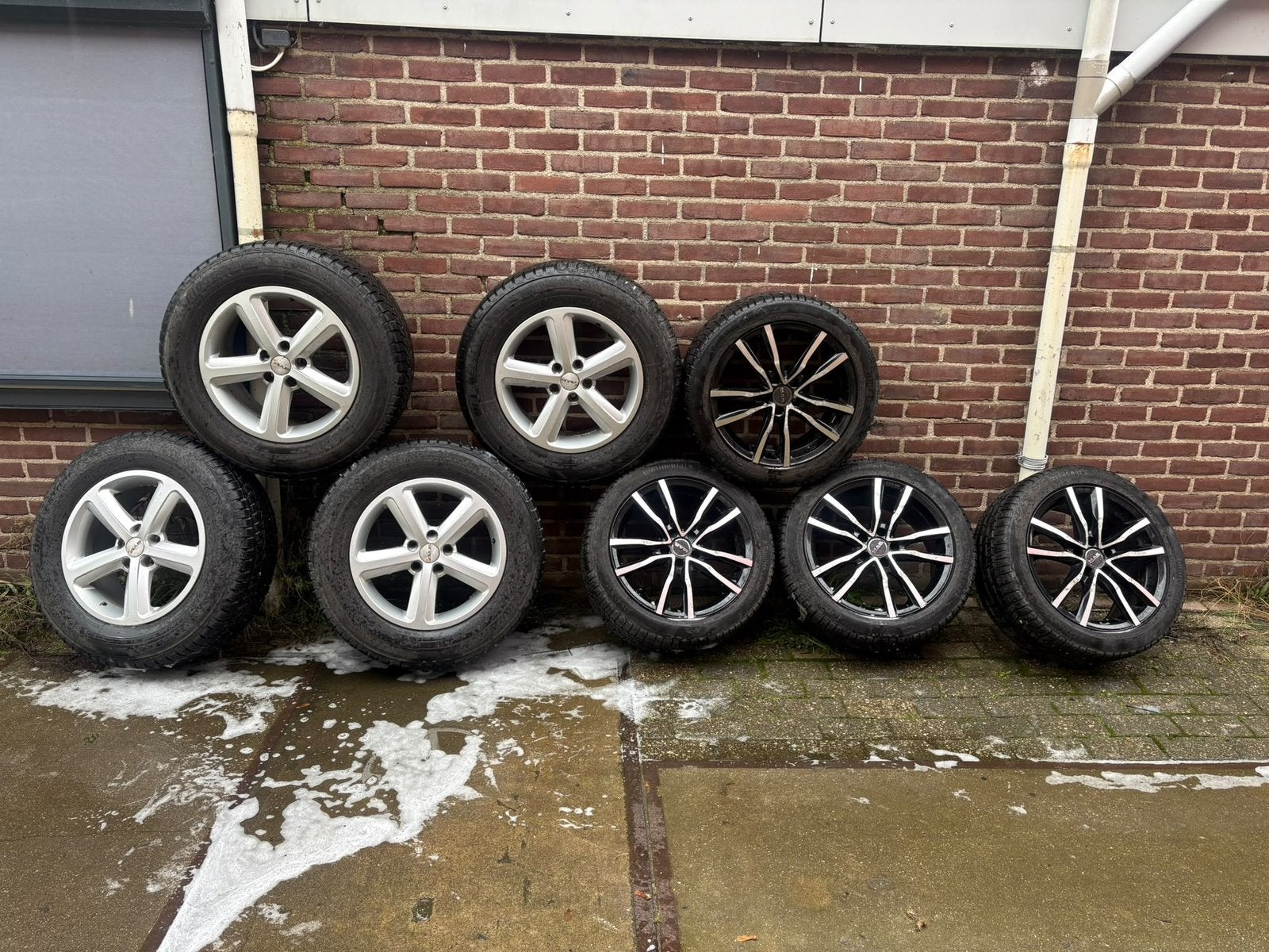 2 setjes wielen sportvelgen hyundai tucson, Ophalen, Winterbanden, Banden en Velgen