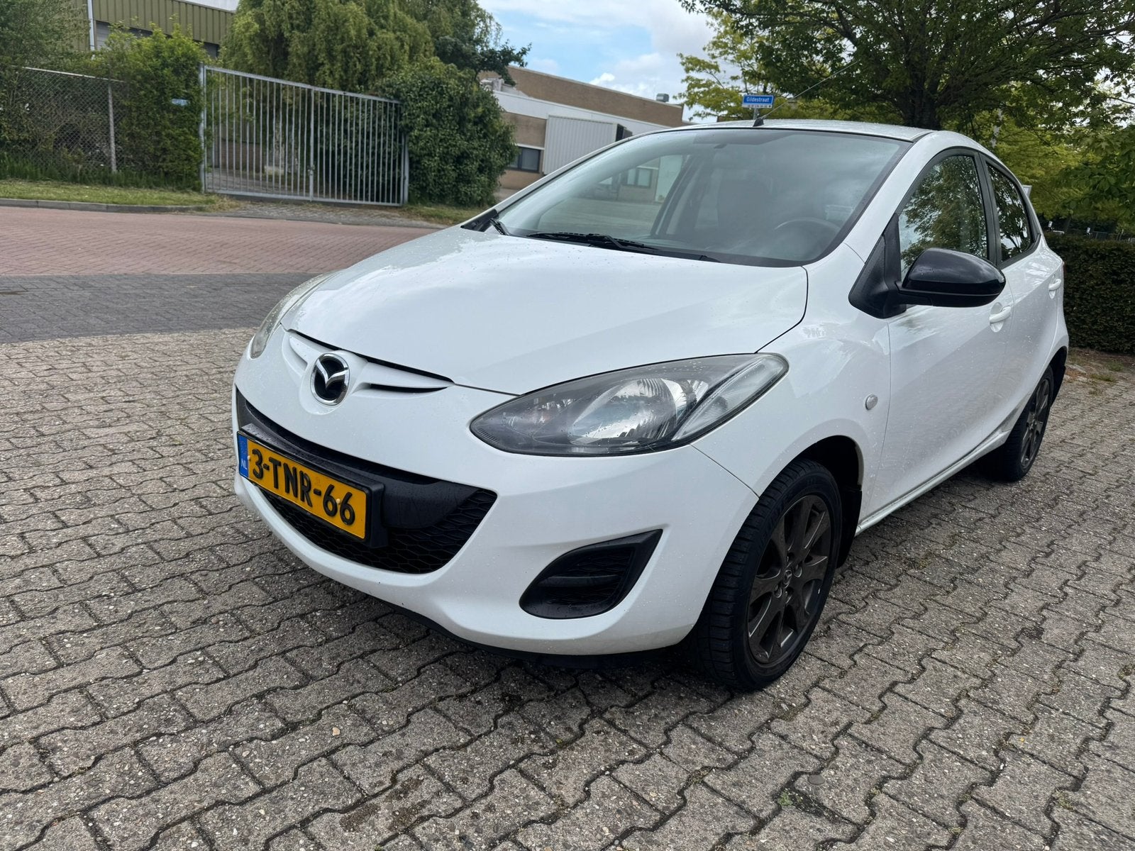 Mazda 2 1.3 55KW 5DRS BJ.2014 AIRCO/CRUISE/TREKHAAK, Auto's, Mazda, Voorwielaandrijving, Euro 5, Stof, 74 pk