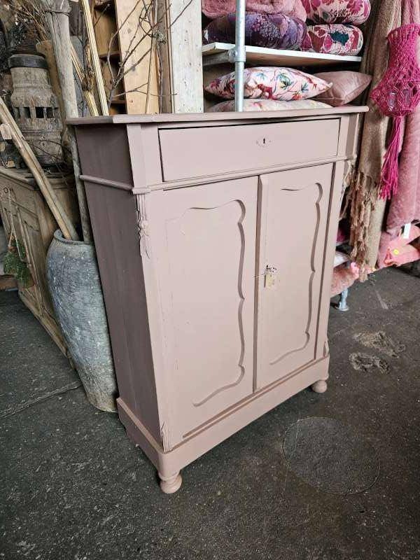 oud meidenkastje ``WOONWINKEL RUSTIEK``, Ophalen, 25 tot 50 cm, Overige houtsoorten, Met lade(s)