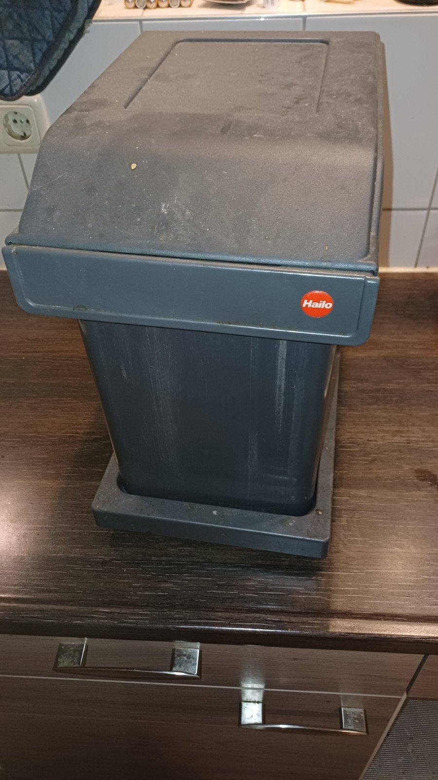 Hailo inbouw prullenbak, Ophalen, Kunststof