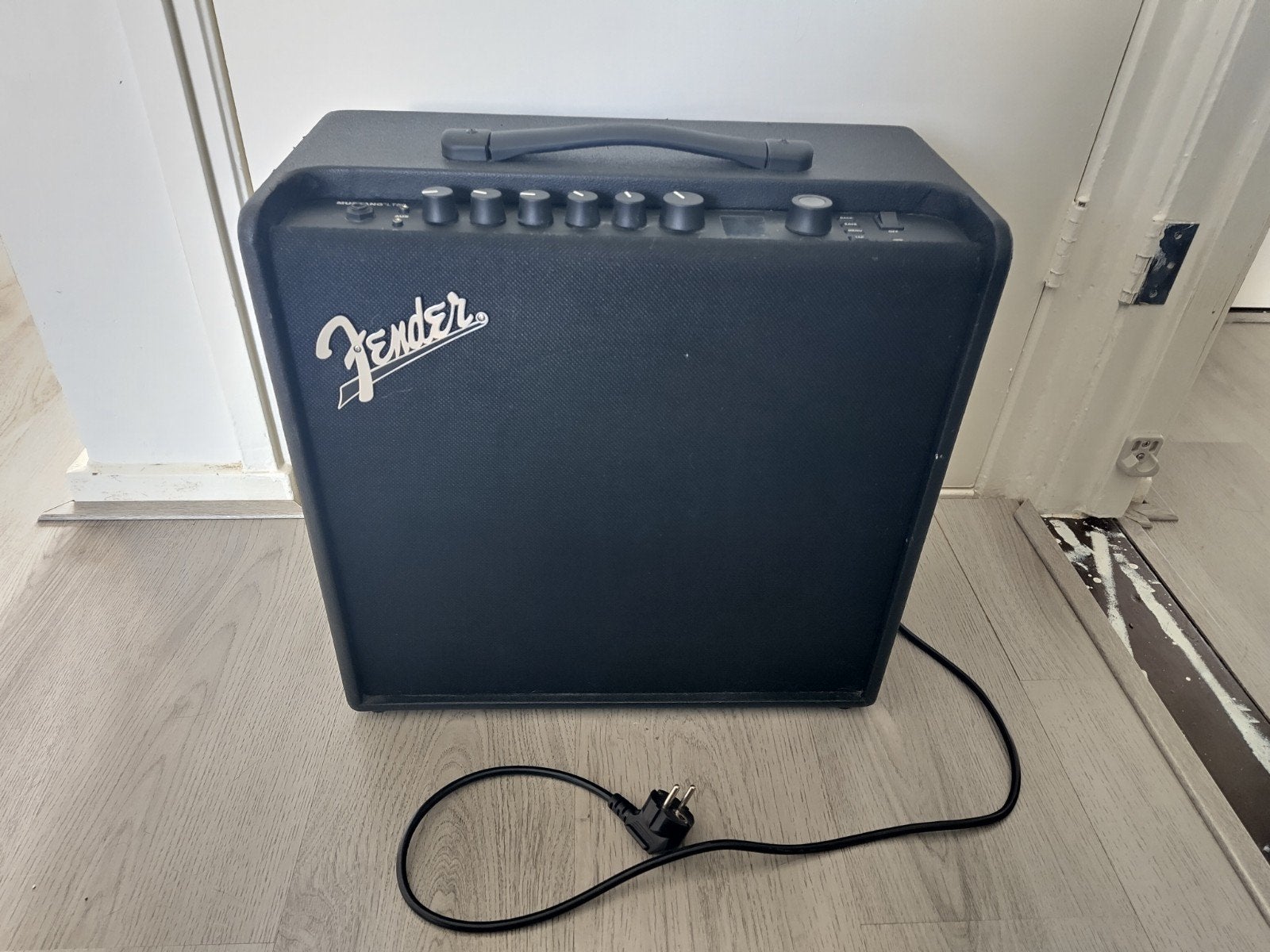 Fender Mustang LT50 - Elektrische gitaar versterker, Ophalen, Gebruikt, Gitaar, 50 tot 100 watt