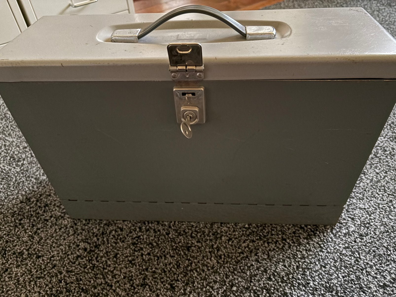 Vintage stalen koffer, Ophalen of Verzenden, Gebruikt, Overige instrumenten