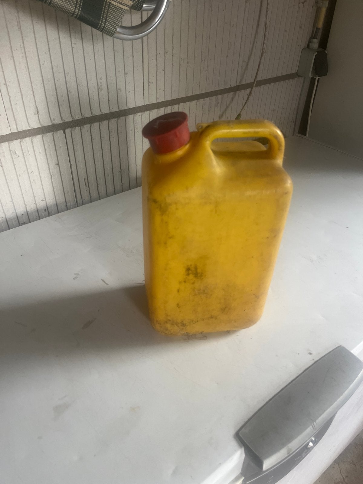 Gele Jerrycan 5 Liter - Stevige Brandstofkan, Ophalen