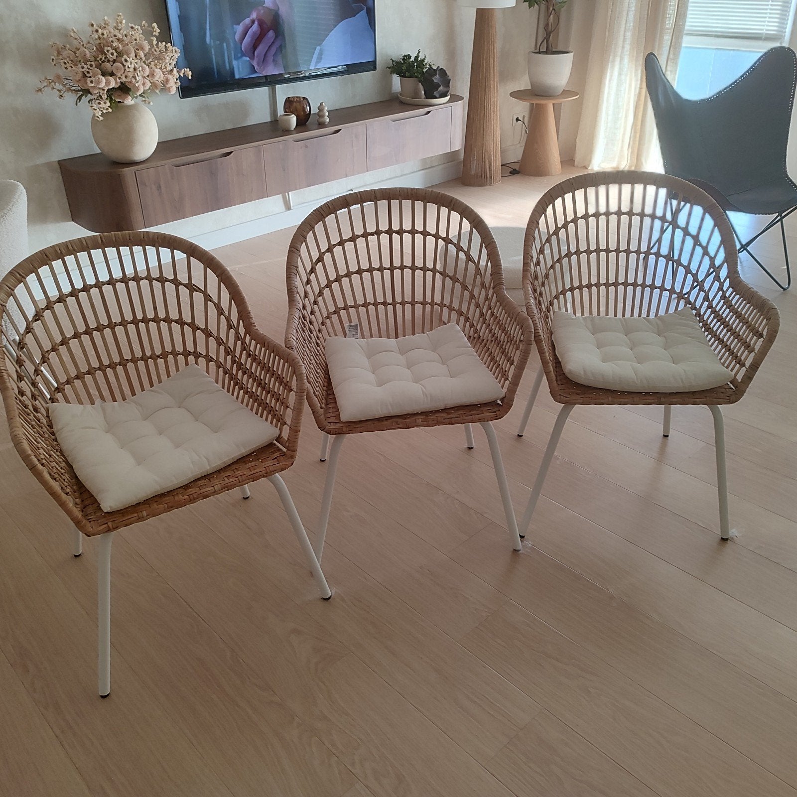 Drie mooie eetkamerstoelen met zitkussens!, Ophalen, Zo goed als nieuw