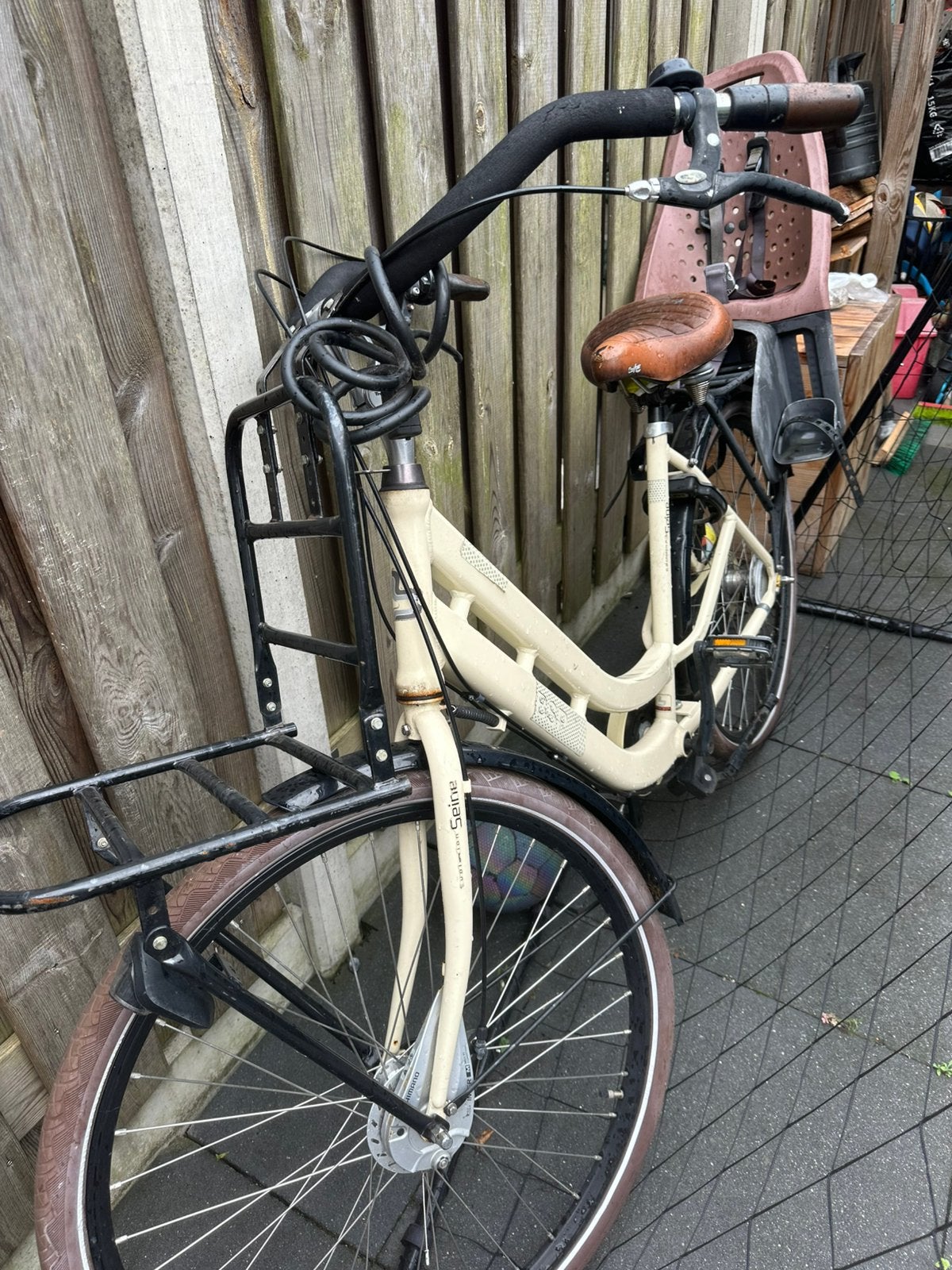 BSP mooie moederfiets creme kleur, Fietsen en Brommers, Fietsen | Dames | Moederfietsen, Gebruikt, Versnellingen, Schijfrem, 1 zitje