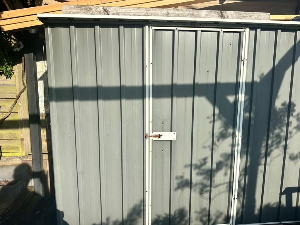 Aluminium tuinkast - Ideaal voor gereedschap en opslag, Ophalen, Gebruikt, Metaal, Overige typen