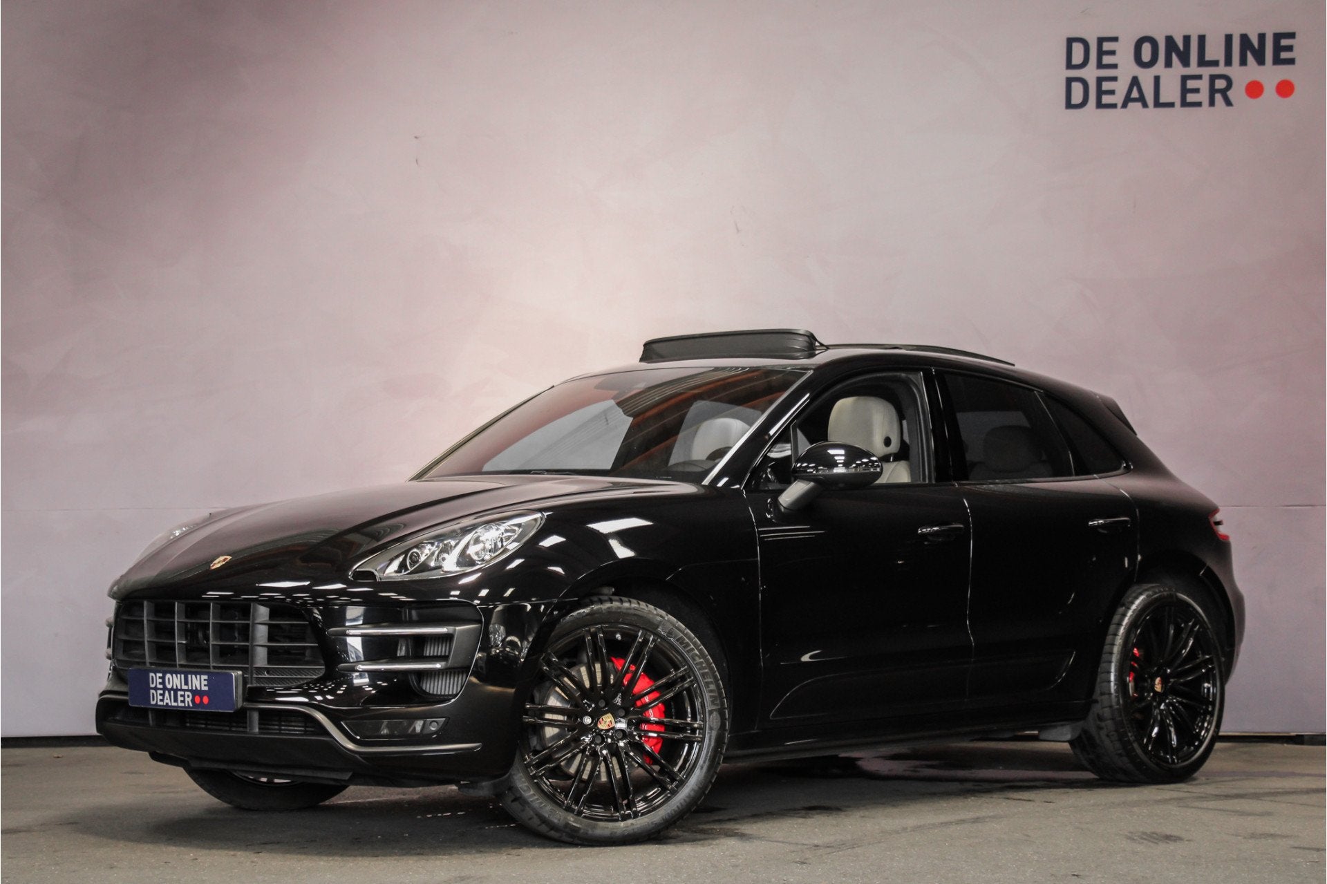 Porsche Macan 3.6 Turbo |Pano|Leder|Lucht|Burmester|21inch|, Auto's, Automaat, Gebruikt, Euro 6, Vierwielaandrijving