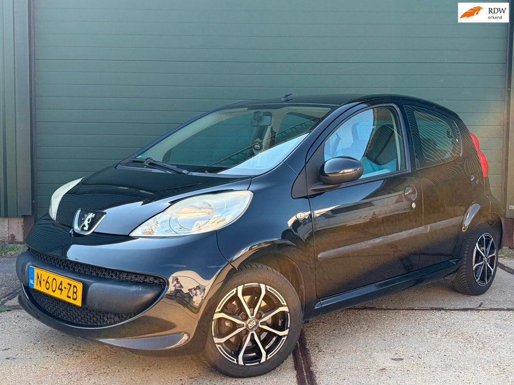 Peugeot 107 1.0-12V XR | APK 2027 | Lage Km | Airco | 5Drs |, Auto's, Peugeot, Voorwielaandrijving, Airbags, Gebruikt, 4 stoelen