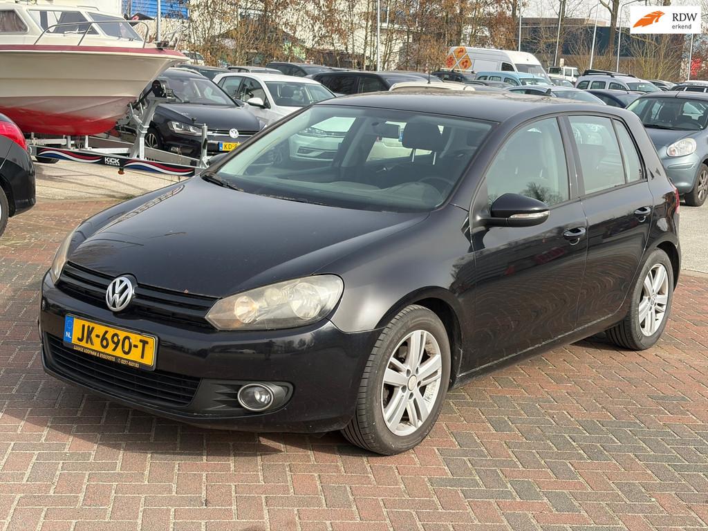 Volkswagen Golf 1.6 TDI BlueMotion Airco! 5-DRS! Zwart! 230D, Auto's, Volkswagen, Voorwielaandrijving, Euro 5, Gebruikt, 4 cilinders