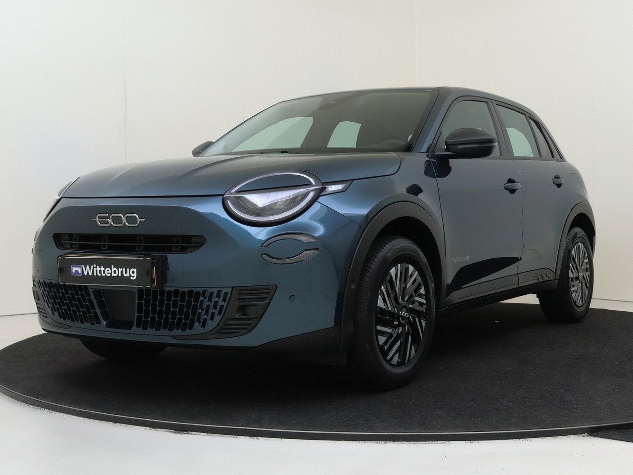 Fiat 600 1.2 Hybrid Urban (bj 2025, automaat), Auto's, Gebruikt, Parkeersensor, 1199 cc, Bedrijf