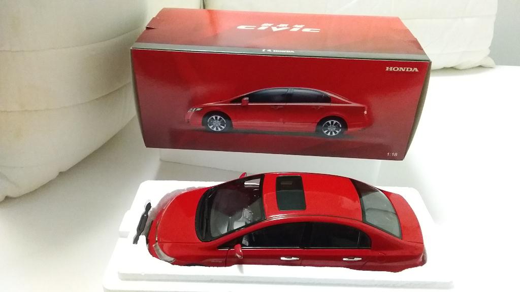 1/18 Honda Civic 4drs sedan, Hobby en Vrije tijd, Modelauto's | 1:18, Ophalen of Verzenden, Nieuw, Auto, Overige merken