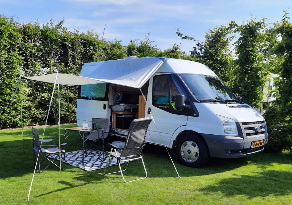 Ford Transit L2H2 Zelfbouw Camper – compleet & sfeervol, Caravans en Kamperen, Campers, Overige merken, Buscamper of Camperbus