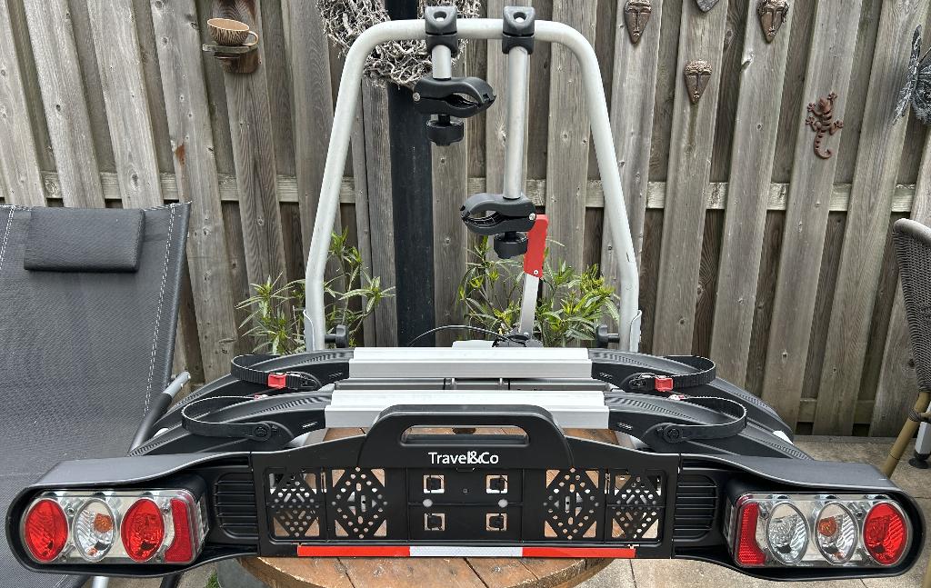 ANWB Travel & Co Touring 2 fietsendrager met oprijgoot, Ophalen, Elektrische fiets, Zo goed als nieuw, 2 fietsen