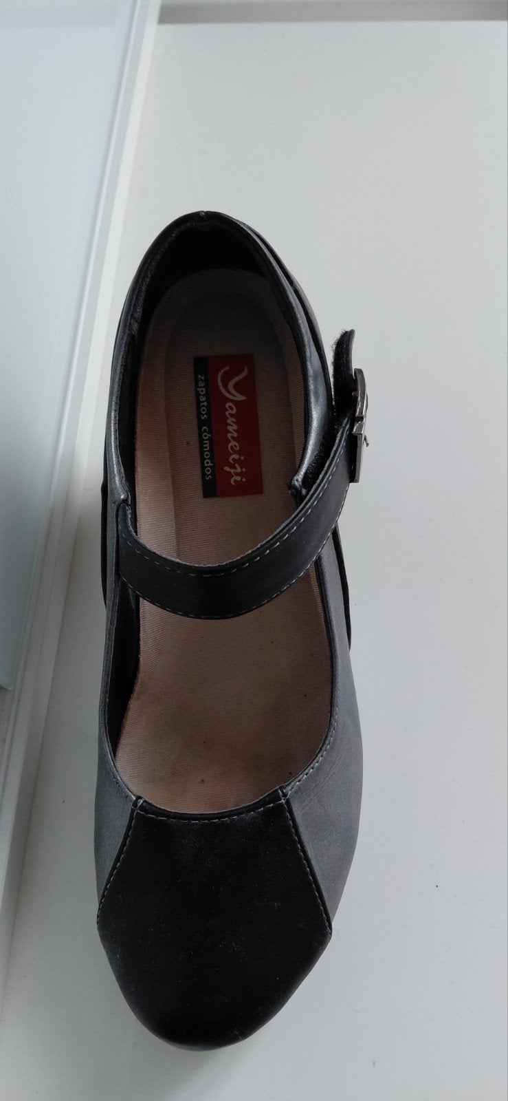 Zwarte schoenen - maat 39, Ophalen of Verzenden, Zo goed als nieuw, Zwart, Instappers