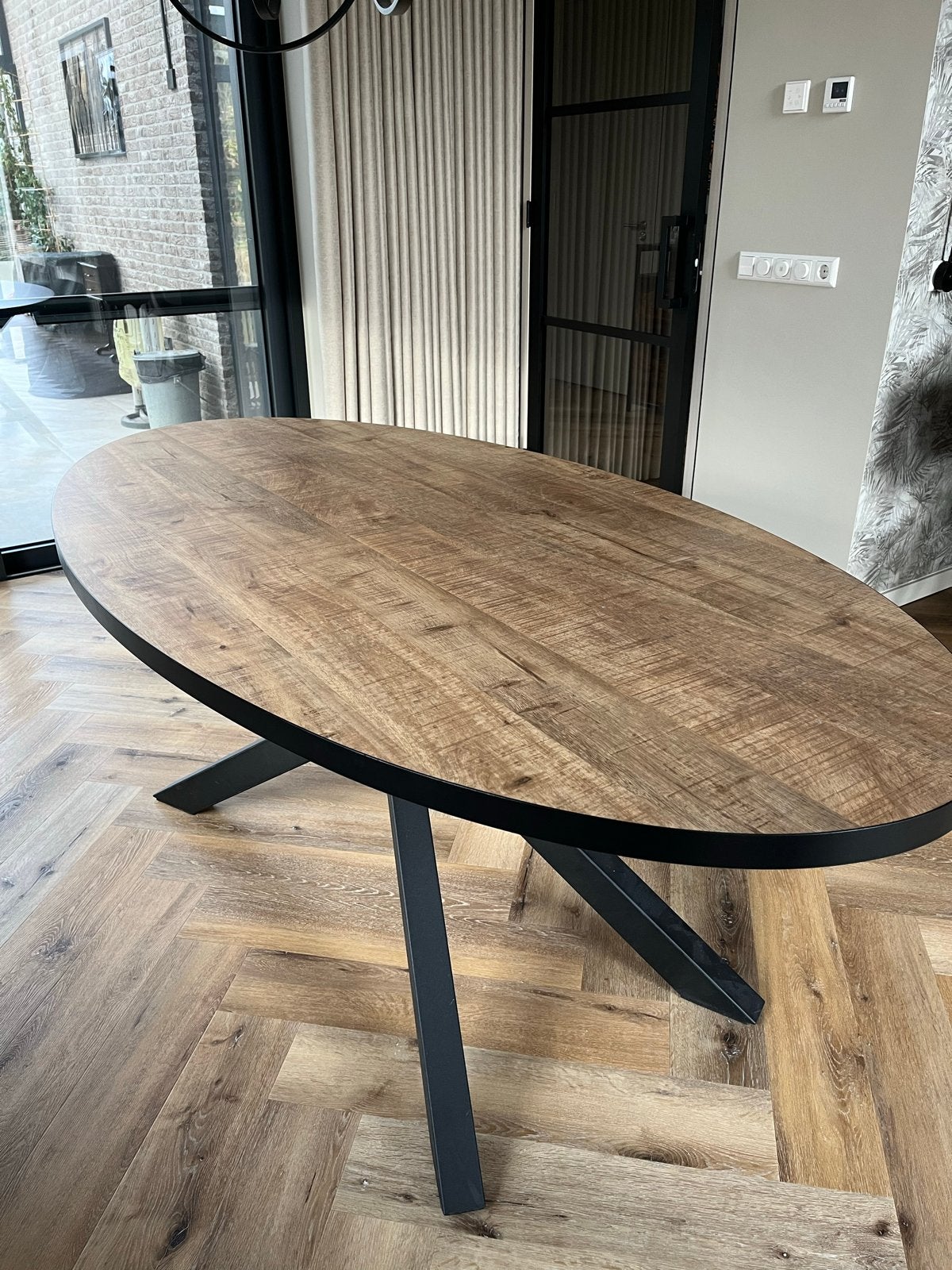 Ovale eettafel 200x102 cm met zwart onderstel, Huis en Inrichting, Tafels | Eettafels, Ophalen, 100 tot 150 cm, 200 cm of meer