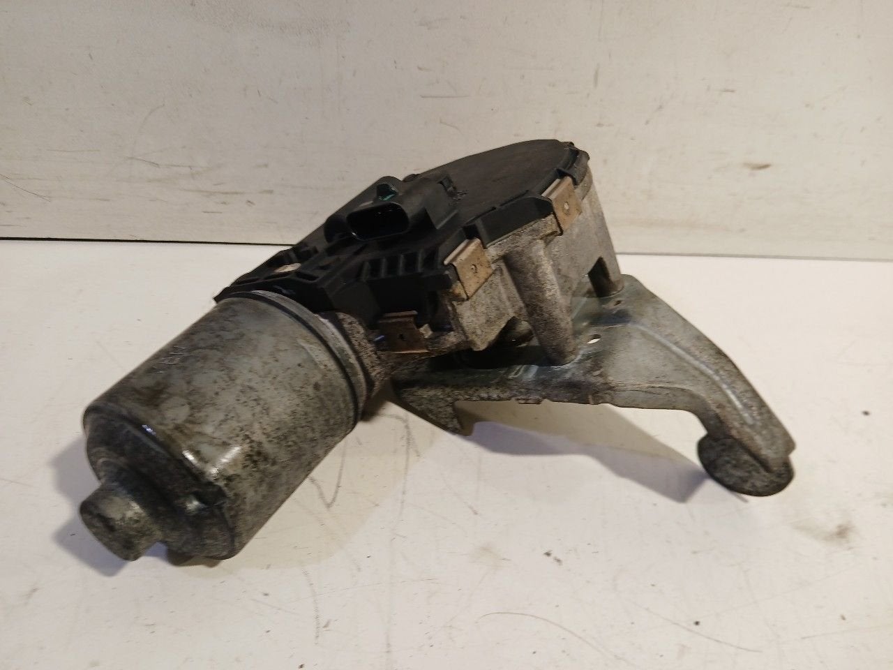 Ruitenwissermotor voor BMW 6 serie, Onderdelen@venauto.nl, Van der Ven Autorecycling B.V., Gebruikt, Ettenseweg 76, 4706 PB Roosendaal, The Netherlands