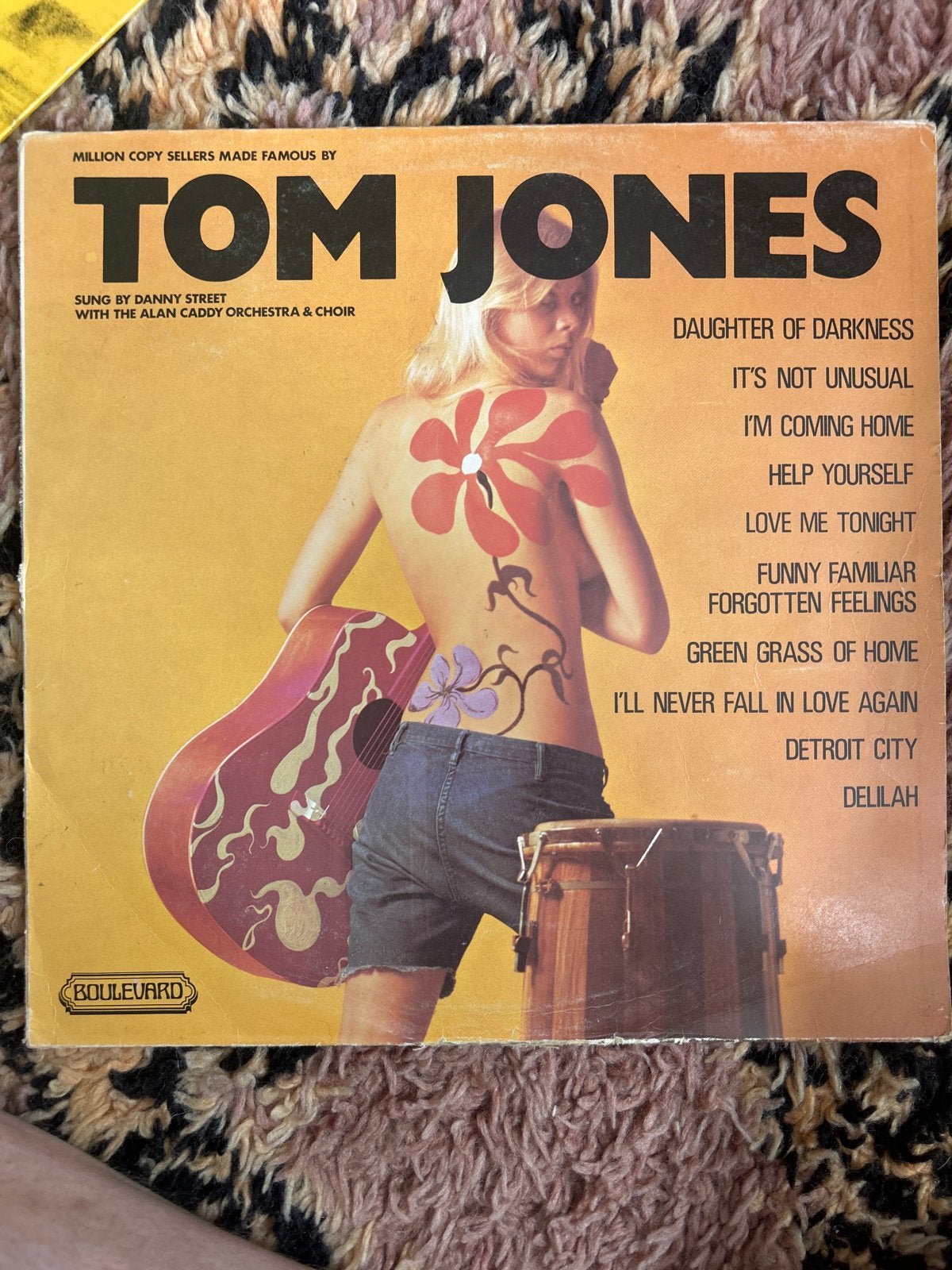 Tom Jones - Million Copy Sellers Made Famous By (LP), LP, Gebruikt, Ophalen of Verzenden, 12 inch