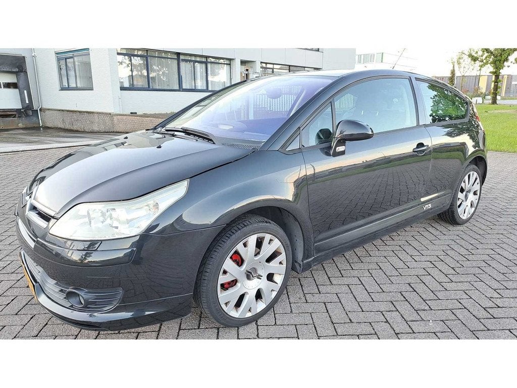 Citroen - 2005 - C4 Coupé - 2.0-16V VTS - 03-RB-SG, Auto's, Citroën, 1254 kg, 136 pk, Gebruikt, 4 cilinders