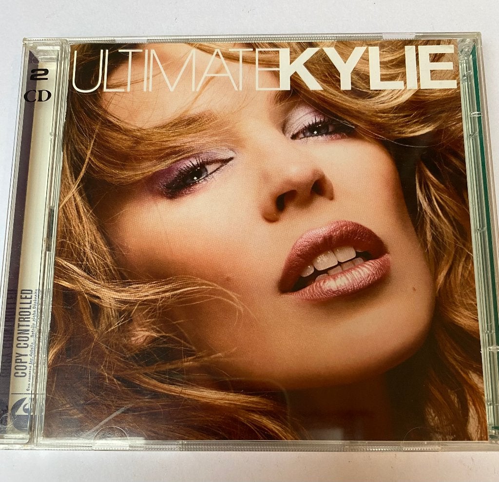 Kylie Minogue - Ultimate Kylie (2 CD), Gebruikt, Pop, Ophalen of Verzenden, Verzamelalbum