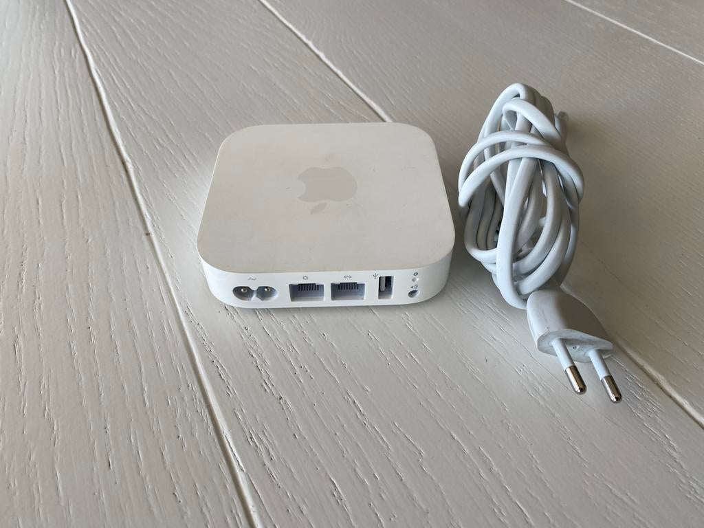 Apple AirPort Express Router A1392, Computers en Software, Routers en Modems, Ophalen of Verzenden, Zo goed als nieuw, Router