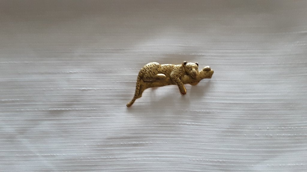Broche luipaard, goudkleurig, 7 cm (15), Overige materialen, 4 tot 7 cm, Ophalen of Verzenden, Zo goed als nieuw