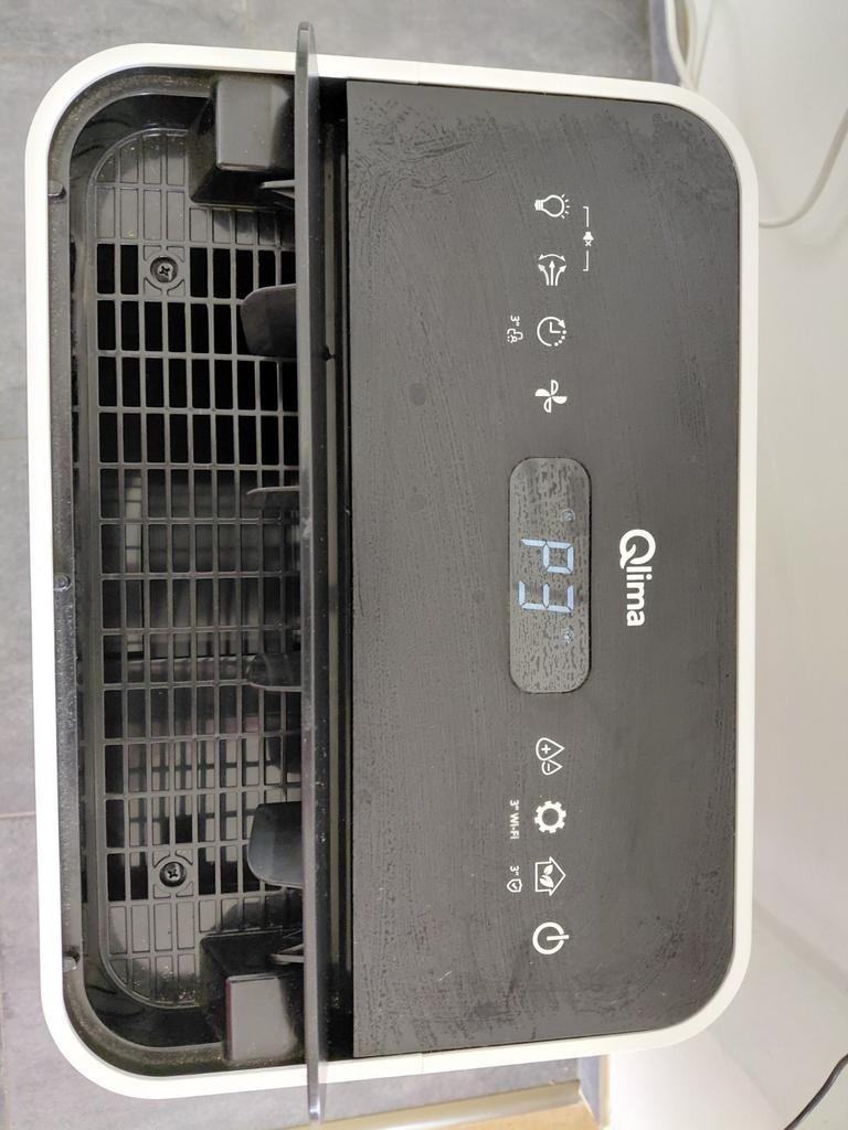 Qlima d820 a smart luchtontvochtiger, Witgoed en Apparatuur, Ophalen, 3 snelheden of meer, Zo goed als nieuw, Mobiele airco
