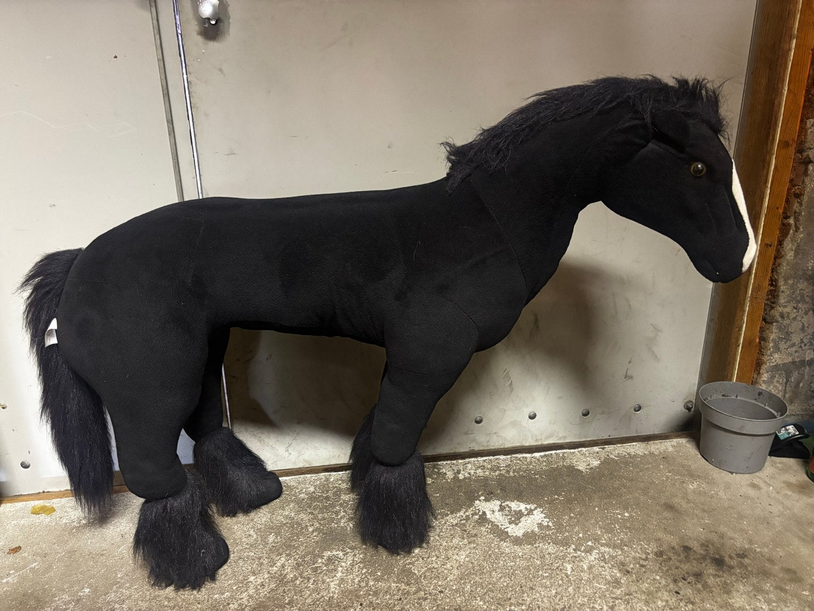 Groot Zwart Speelgoedpaard met Hard Frame, Kinderen en Baby's, Ophalen, Paard, Gebruikt, Zwart