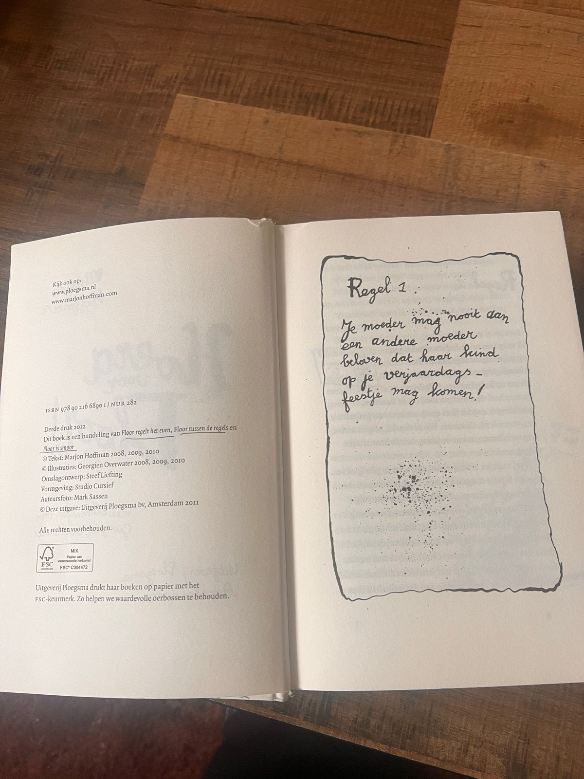 Hoera voor Floor! - Marion van de Coolwijk, Ophalen of Verzenden, Gelezen, Fictie